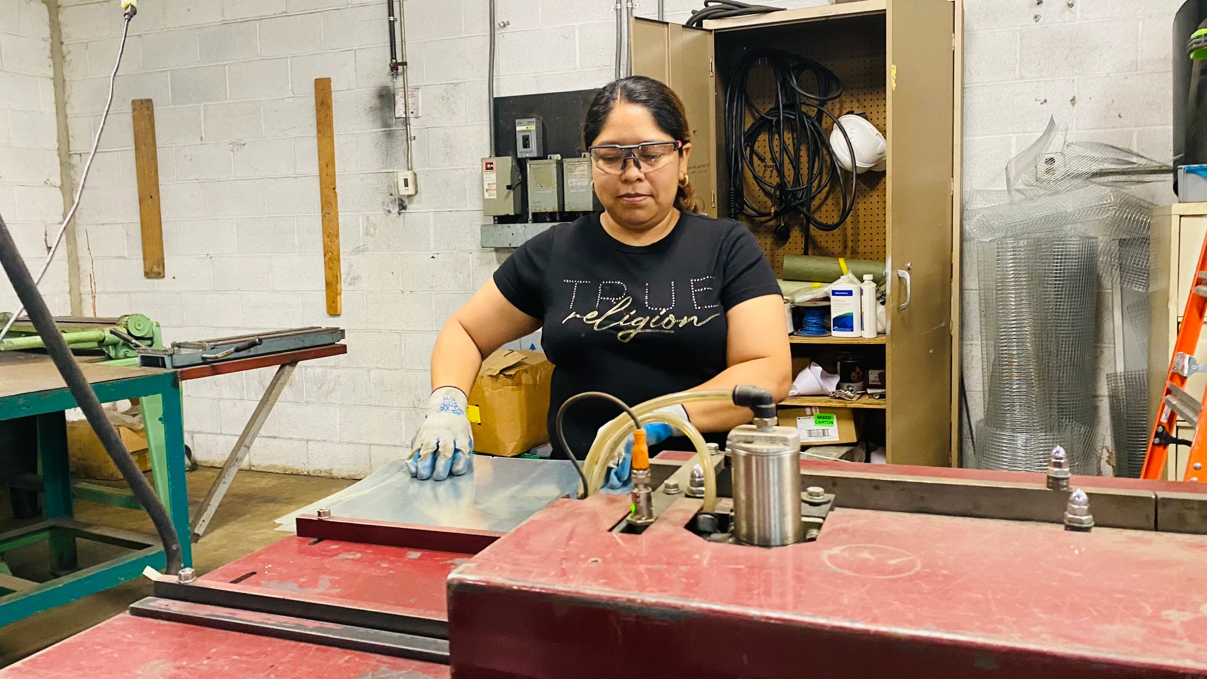 Our team at Diaz Sheet Metal, LLC boasts a wealth of experience in HVAC and sheet metal fabrication